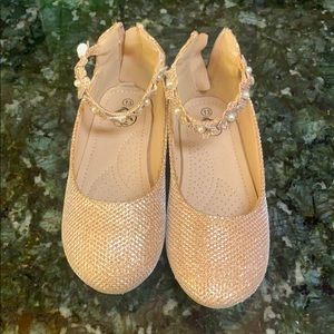 Girls size 13 gold dress shoes